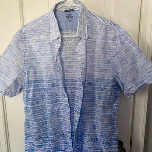 Men’s Izod Short Sleeve Button Up